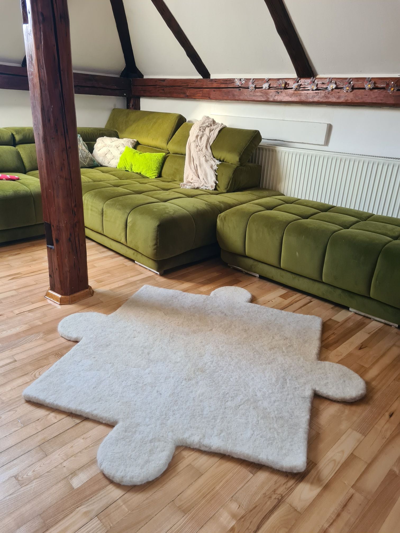 No FULL LINES puzzle rug – Likamee wool